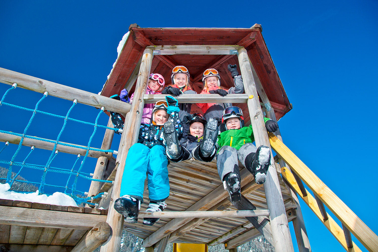 spass-im-schnee-mit-und-ohne-ski-buchensteinwand.jpg